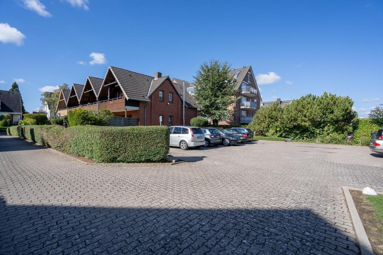 Ferienwohnung Windgefluester Mit Balkon In Scharbeutz Exterior foto